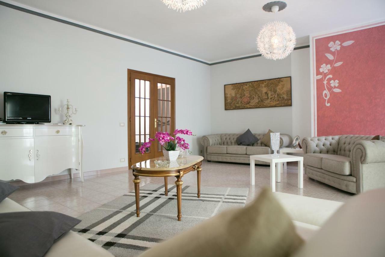 B&B The Queen Ispica Εξωτερικό φωτογραφία