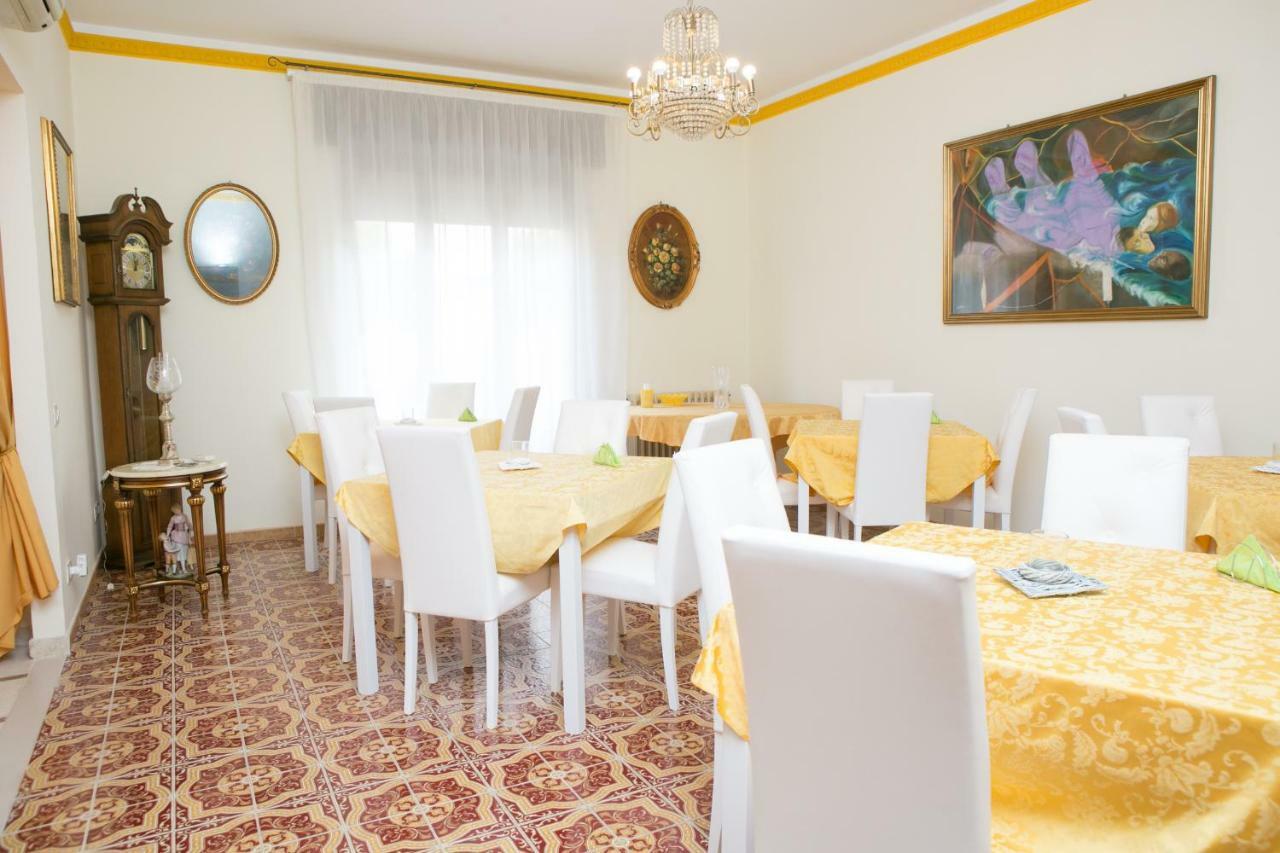 B&B The Queen Ispica Εξωτερικό φωτογραφία